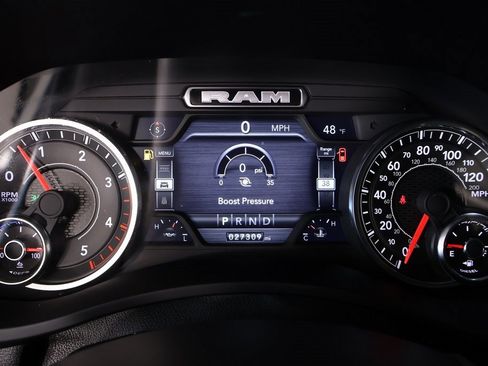 Used 2024 RAM 2500 Laramie w/ Sport Appearance Package image 4