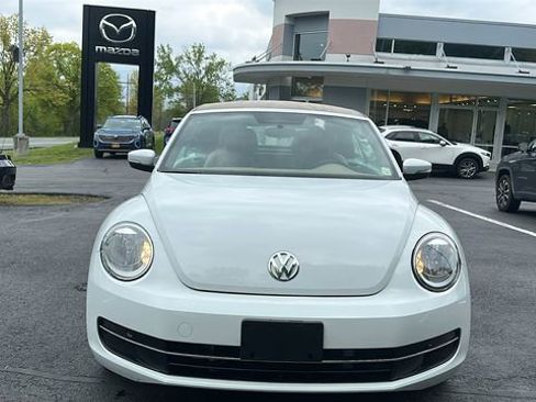 Used 2015 Volkswagen Beetle 1.8T FWD image 3