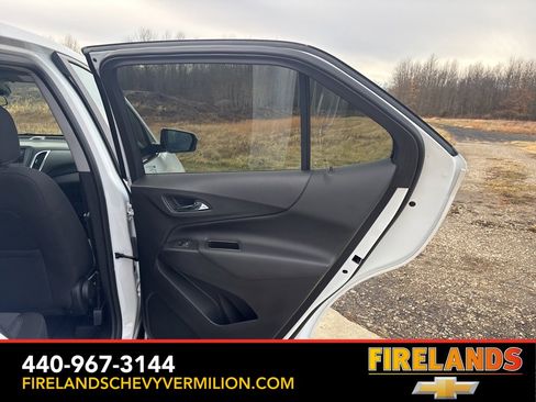 Used 2023 Chevrolet Equinox LT image 31