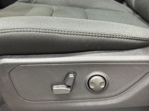 New 2026 RAM 1500 4x4 Crew Cab image 22