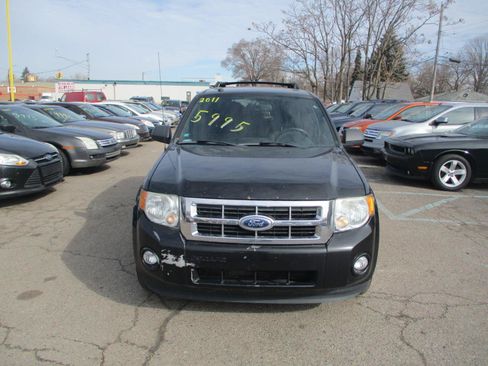 Used 2011 Ford Escape XLT w/ 202A Rapid Spec Order Code FWD image 3