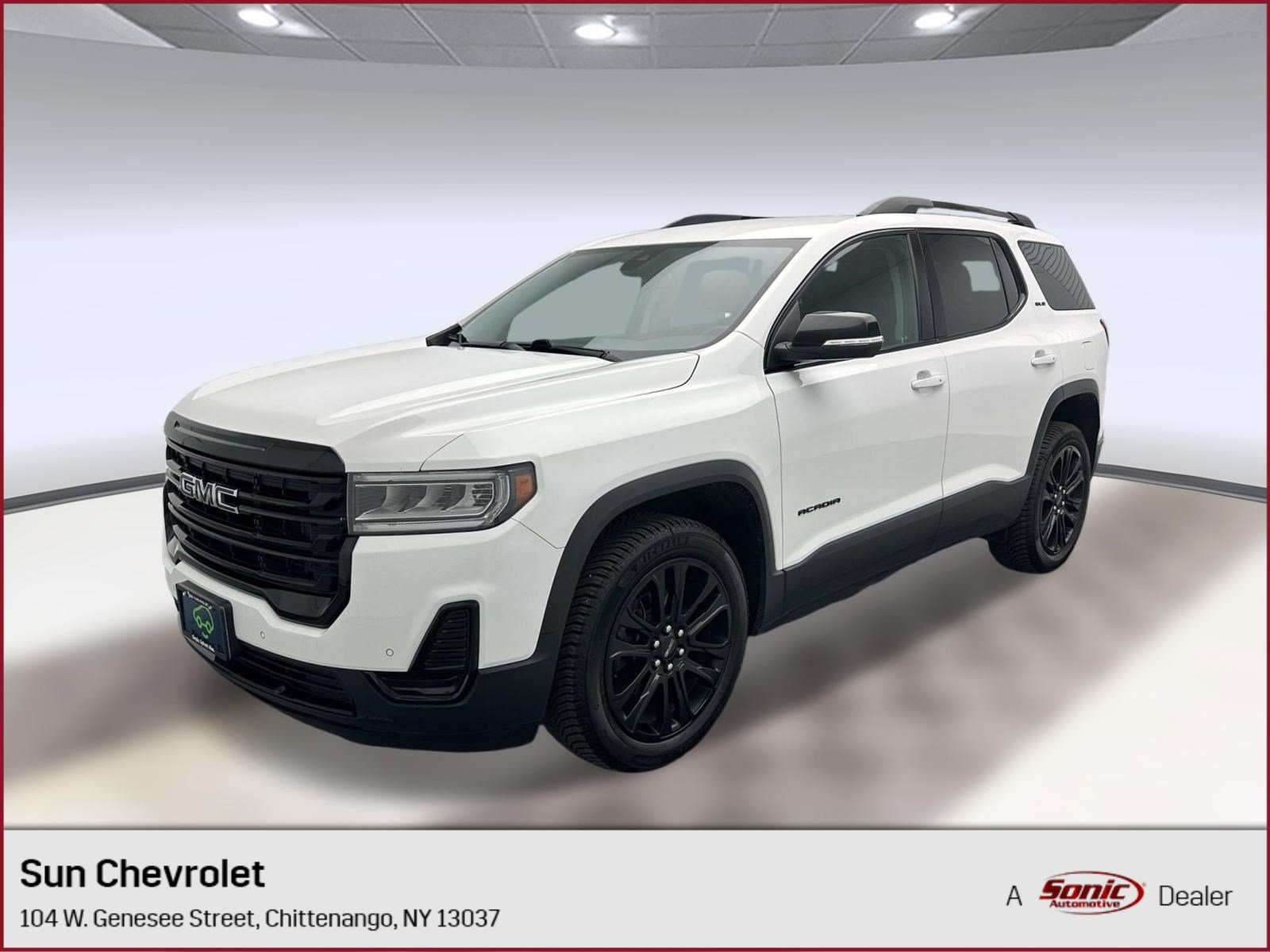 Certified 2023 GMC Acadia SLE w/ Driver Convenience Package AWD/4WD image 1
