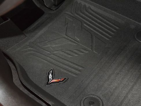 Used 2023 Chevrolet Corvette Stingray Premium Conv w/ Z51 Performance Package RWD image 39