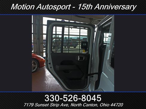 Used 2022 Jeep Wrangler Unlimited Sahara image 43