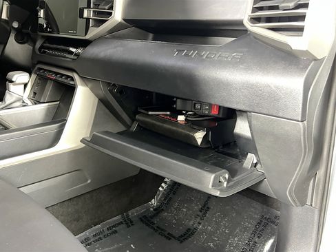 Used 2022 Toyota Tundra SR5 image 34