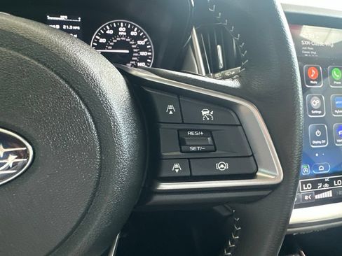 Used 2025 Subaru Outback Premium AWD/4WD image 29