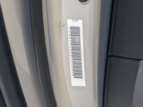 Certified 2024 Bentley Continental GT Mulliner image 24