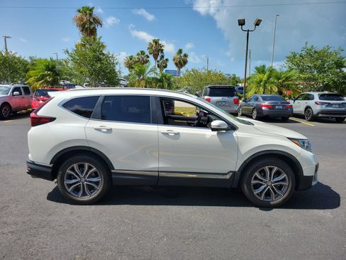 Used 2020 Honda CR-V Touring image 4