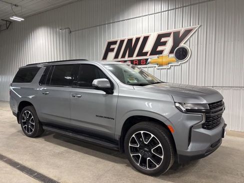 Used 2023 Chevrolet Suburban RST w/ Luxury Package image 4