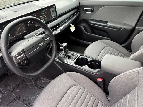 Used 2025 Kia K4 EX FWD image 11