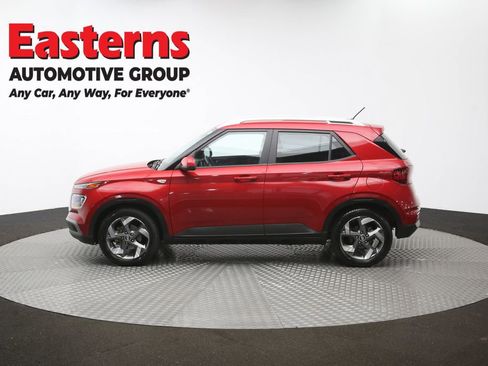 Used 2023 Hyundai Venue Limited FWD image 60