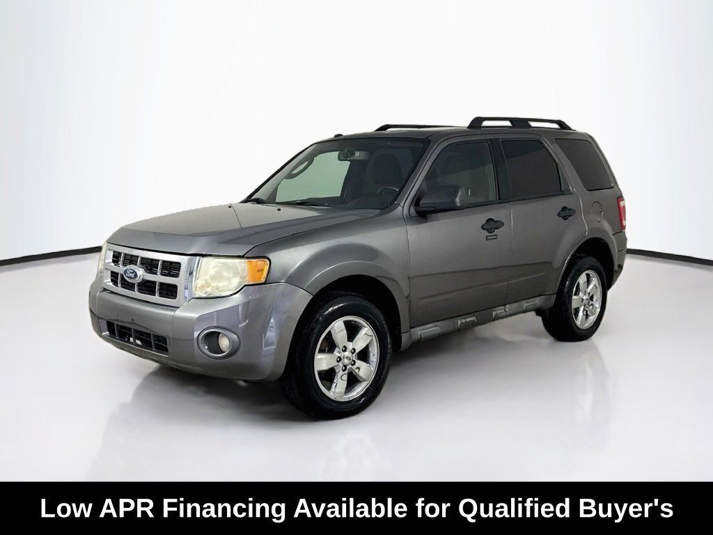 Used 2011 Ford Escape XLT w/ 201A Rapid Spec Order Code FWD image 3