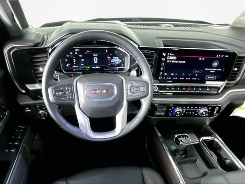 Certified 2025 GMC Sierra 1500 SLT w/ SLT Premium Plus Package image 9
