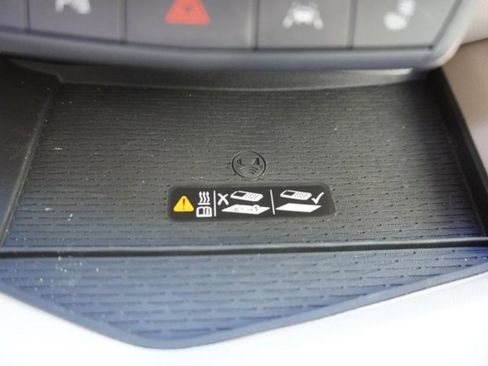 Used 2023 Cadillac CT4 Luxury w/ Sun And Sound Package image 29