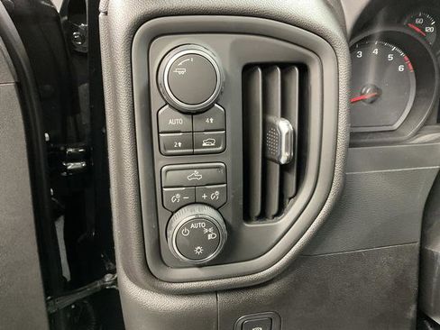 Used 2026 Chevrolet Silverado 1500 Custom AWD/4WD image 11