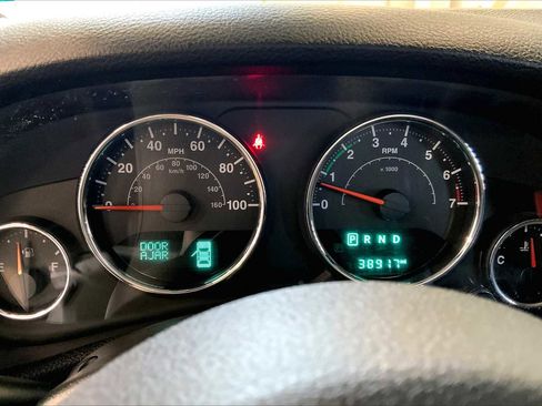 Used 2017 Jeep Wrangler Sport w/ Quick Order Package 24S image 25