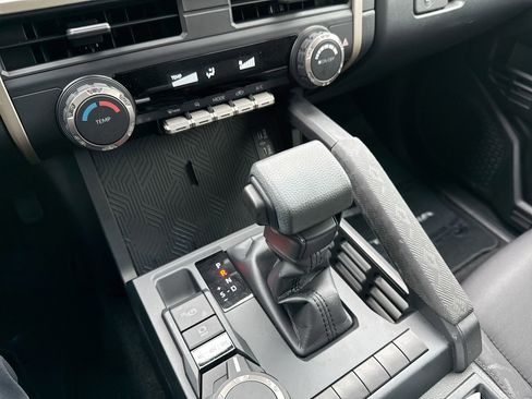 Certified 2025 Toyota Tacoma SR image 22