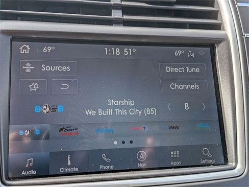 Used 2020 Lincoln Nautilus Reserve image 21