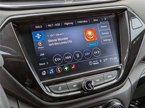 Used 2021 Chevrolet TrailBlazer RS w/ Technology Package image 14