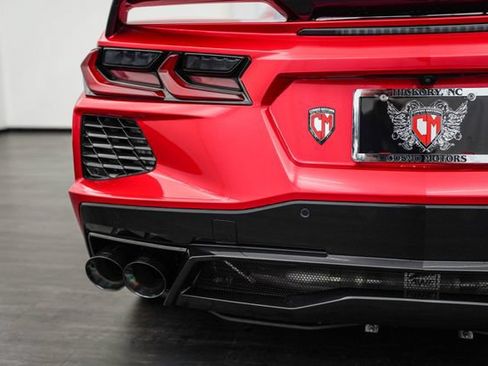 Used 2024 Chevrolet Corvette Stingray Premium Cpe w/ Z51 Performance Package RWD image 32