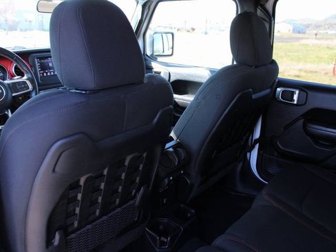 Used 2020 Jeep Wrangler Unlimited Rubicon AWD/4WD image 16