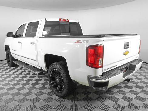 Used 2016 Chevrolet Silverado 1500 LTZ Z71 w/ LTZ Plus Package AWD/4WD image 6