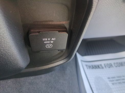 Used 2022 RAM 1500 Laramie AWD/4WD image 27