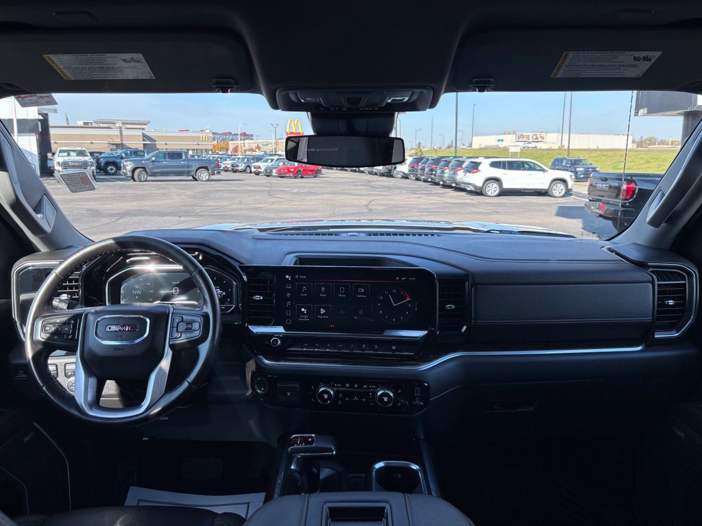 Used 2022 GMC Sierra 1500 Elevation w/ Elevation Premium Package AWD/4WD image 25