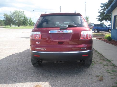 Used 2010 GMC Acadia SLE image 4
