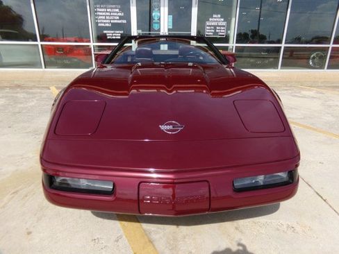 Used 1993 Chevrolet Corvette Convertible RWD image 2