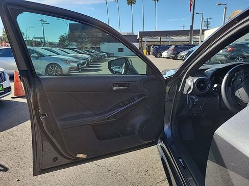 Used 2024 Lexus IS 300 F Sport image 12