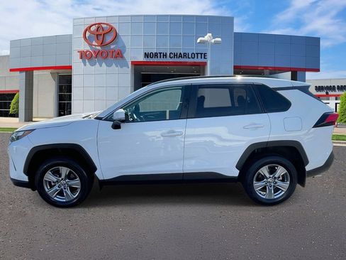 Used 2024 Toyota RAV4 XLE FWD image 6
