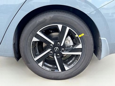 New 2025 Nissan Sentra SV w/ Trunk Package image 18