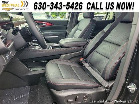 New 2026 Chevrolet Traverse Z71 w/ Driver Confidence Package image 8