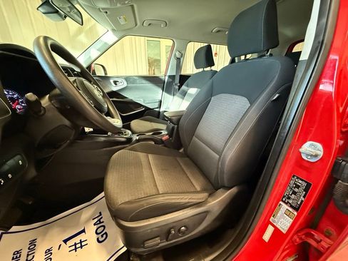 Used 2021 Kia Soul S image 21