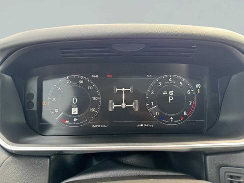 Used 2018 Land Rover Range Rover Sport HSE image 23