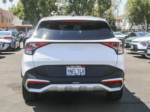 Certified 2024 Kia Sportage EX FWD image 9