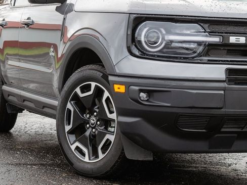 Used 2023 Ford Bronco Sport Outer Banks w/ Tech Package image 11