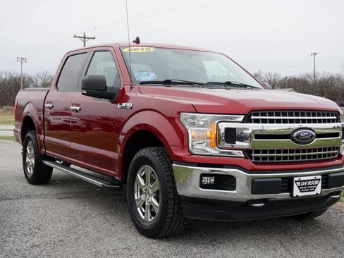 Used 2019 Ford F150 XLT w/ Equipment Group 302A Luxury image 4
