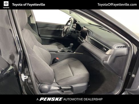 Certified 2025 Toyota Camry LE image 6