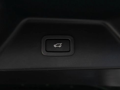 Used 2017 Land Rover Range Rover HSE AWD/4WD image 54