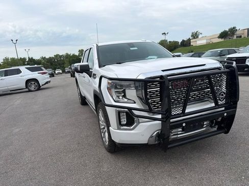 Used 2019 GMC Sierra 1500 Denali w/ Denali Ultimate Package AWD/4WD image 8