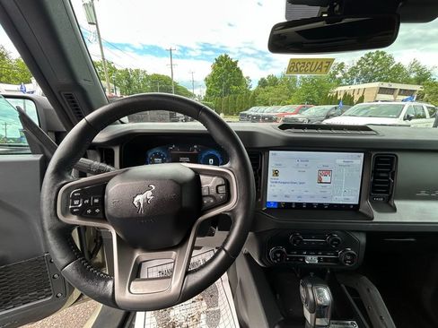 Certified 2025 Ford Bronco Badlands AWD/4WD image 22