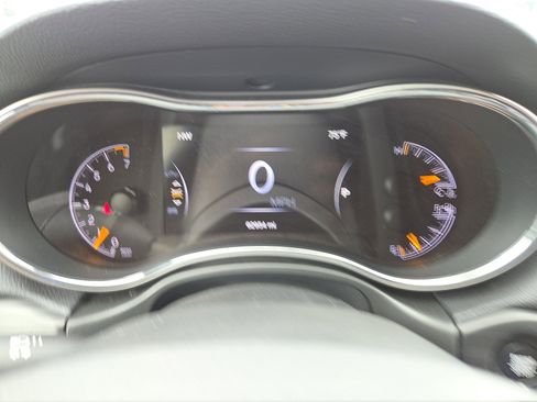 Used 2021 Jeep Grand Cherokee Laredo X RWD image 13