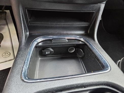 Used 2020 Dodge Grand Caravan GT FWD image 30