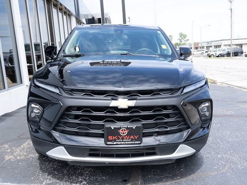 Used 2025 Chevrolet Blazer LT AWD/4WD image 7