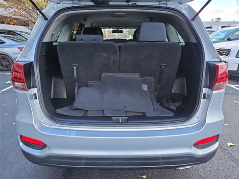 Used 2019 Kia Sorento LX image 5