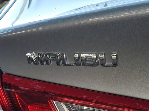 Used 2025 Chevrolet Malibu LT FWD image 10