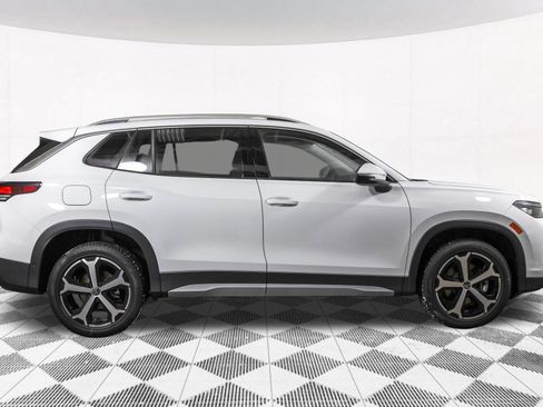 New 2026 Volkswagen Tiguan SE image 11