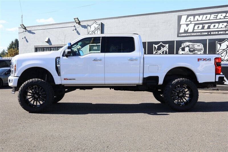 Used 2025 Ford F350 Platinum w/ Platinum Plus Package AWD/4WD image 2